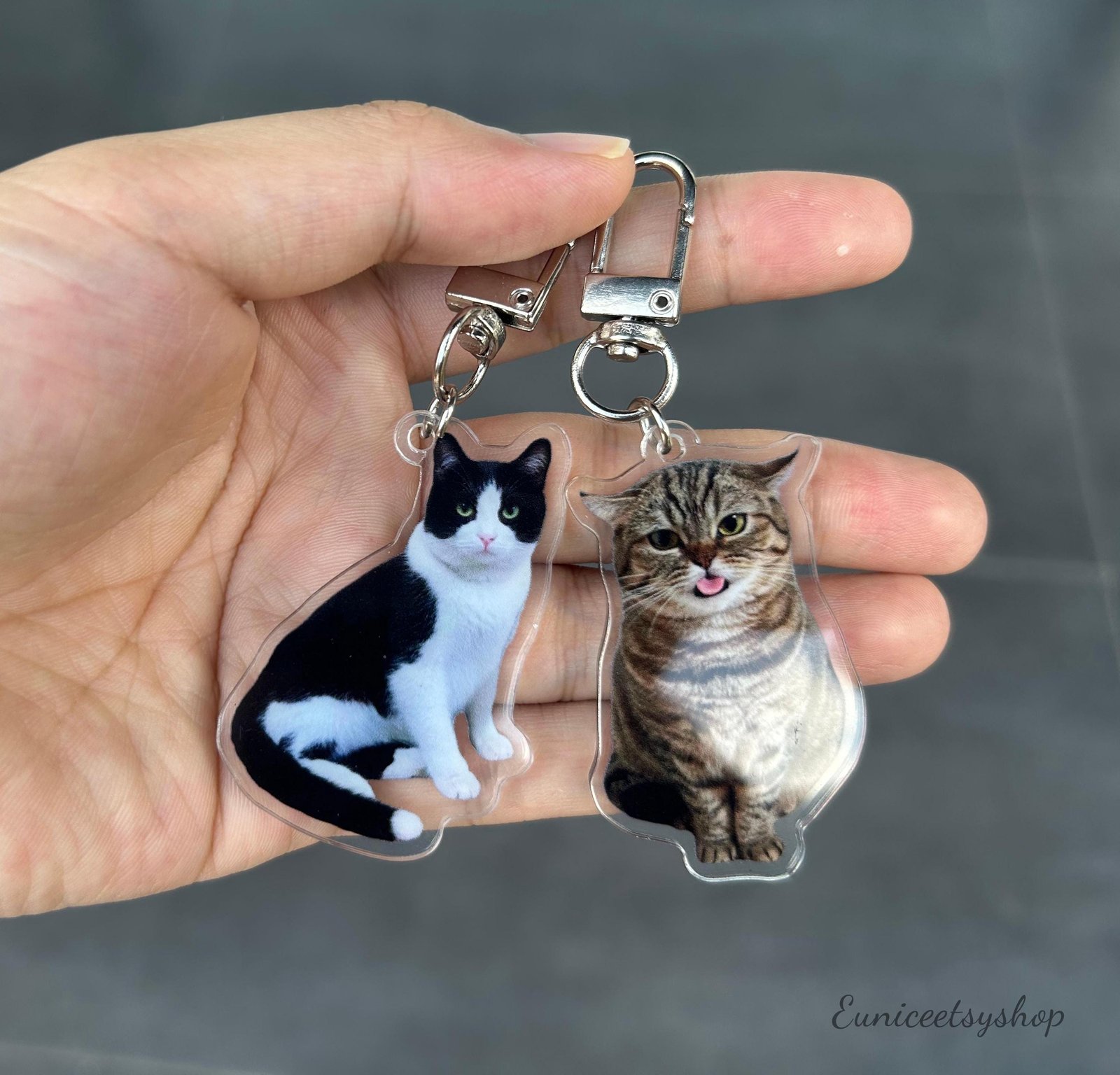 Custom Cat Keychain | Pet Portrait Personalized Photo Keychain