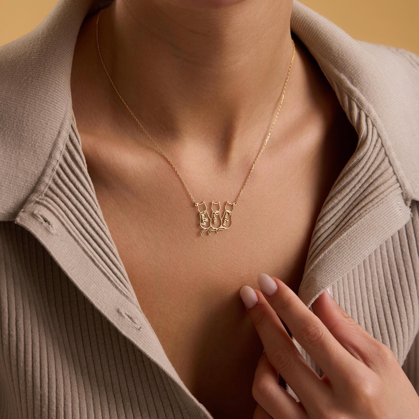 Dainty Cat Name Necklace | Cat Lover Minimalist Personalized Jewelry - Image 4